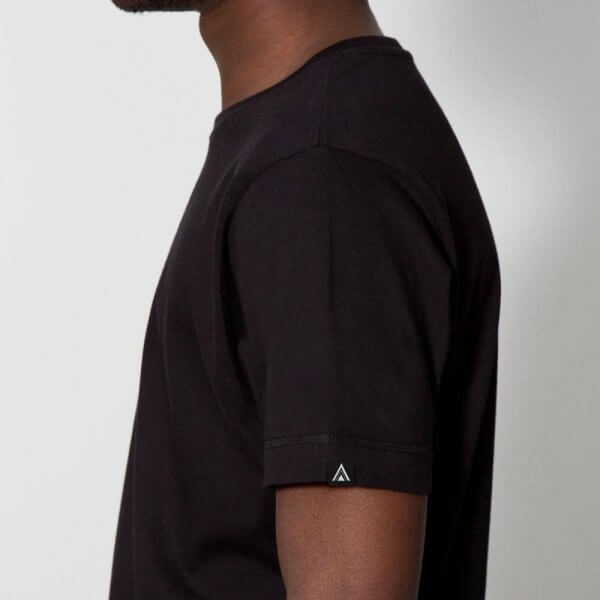 Camiseta Negra Básica - Imagen 3